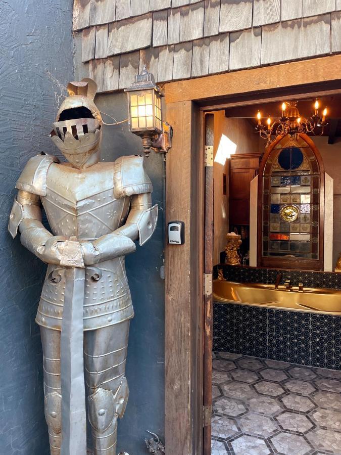 Cliff House Lodge And Hot Tub Cottages モリソン エクステリア 写真