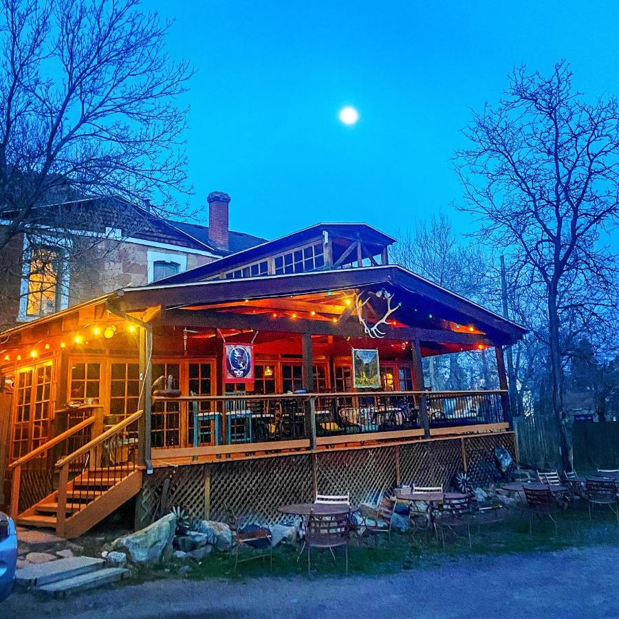 Cliff House Lodge And Hot Tub Cottages モリソン エクステリア 写真