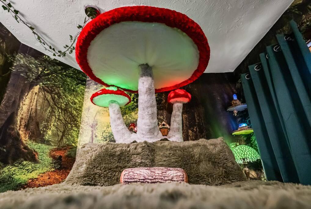 Cliff House Lodge And Hot Tub Cottages モリソン エクステリア 写真