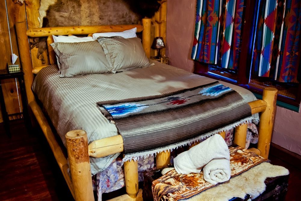 Cliff House Lodge And Hot Tub Cottages モリソン エクステリア 写真