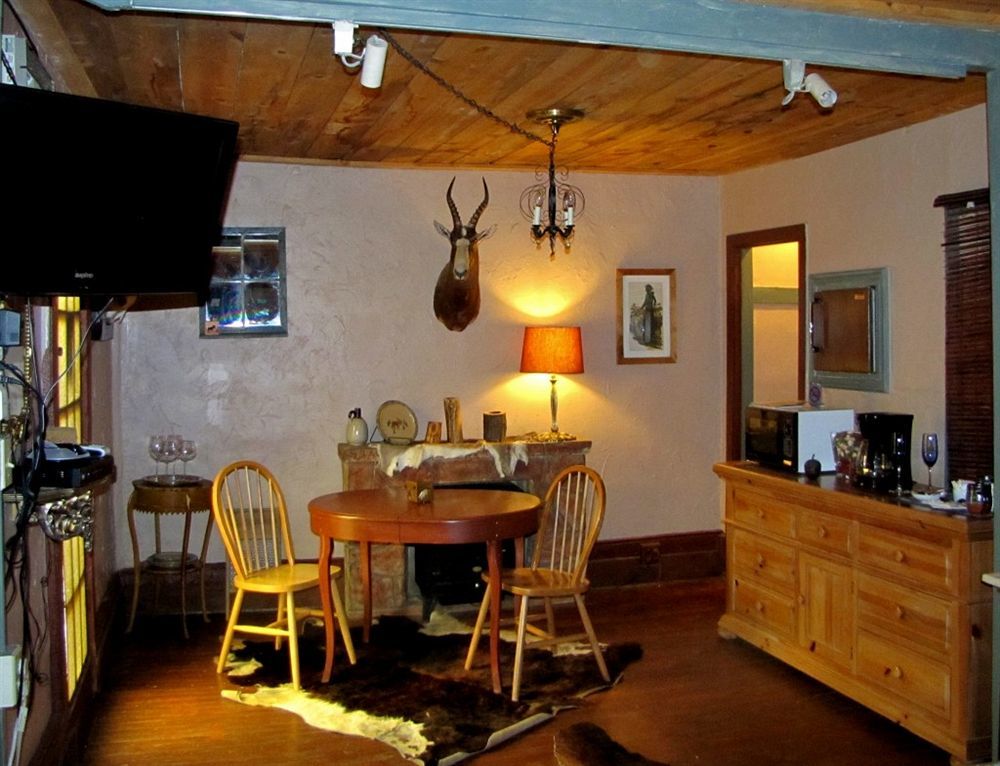 Cliff House Lodge And Hot Tub Cottages モリソン エクステリア 写真